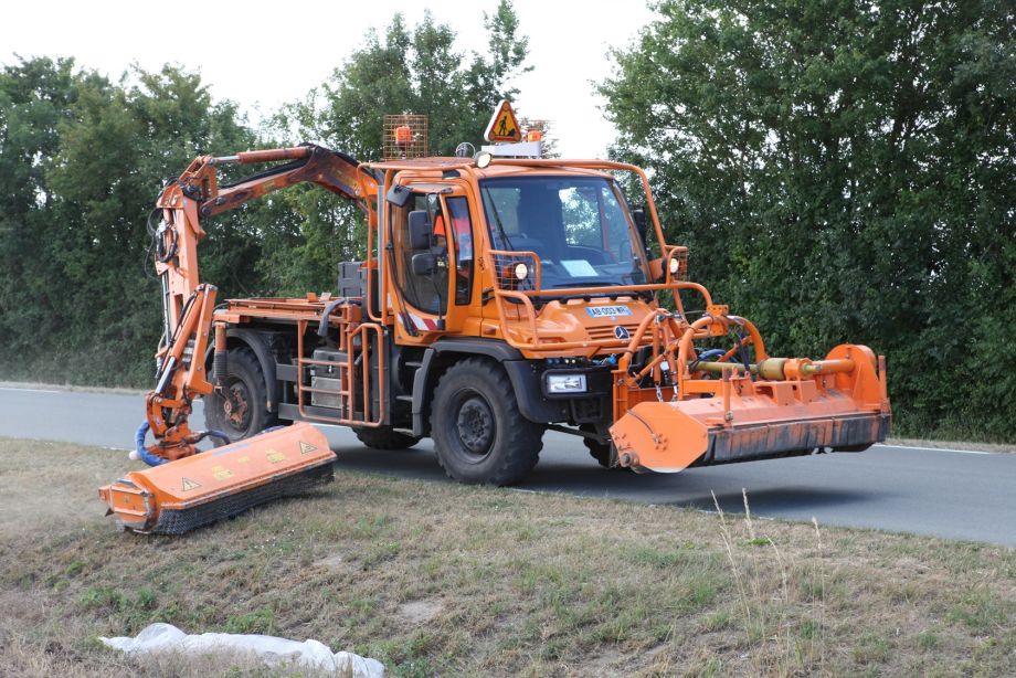 flail mower for grasslands