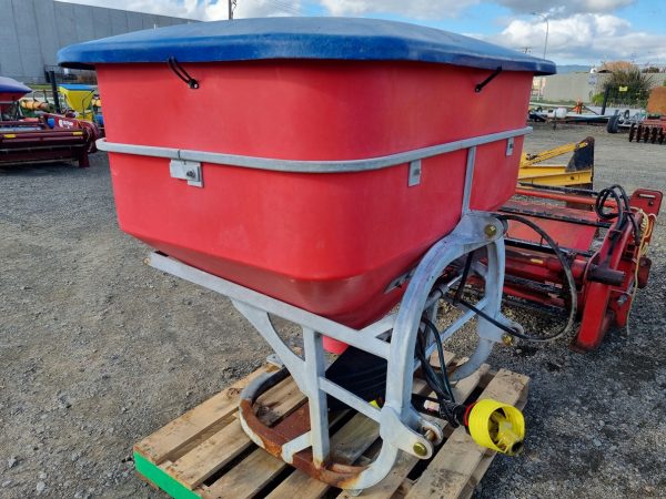 Walco spreader