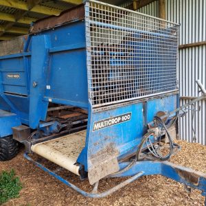 silage wagon