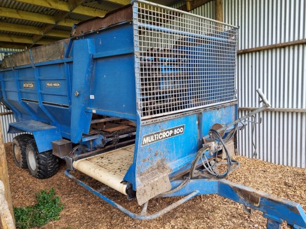 silage wagon