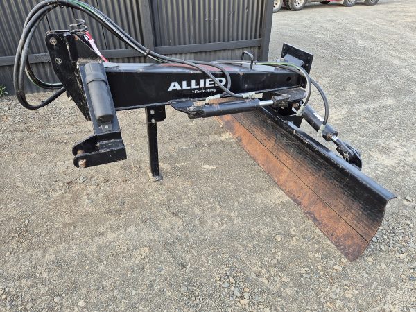 Allied Buhler Farmking 8' Grader Blade